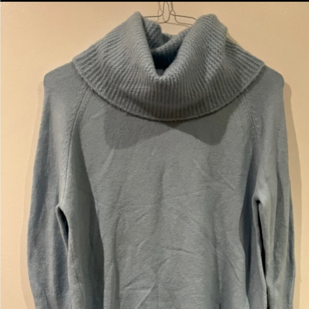 Caslon cowl neck  sweater color blue falls size xs.